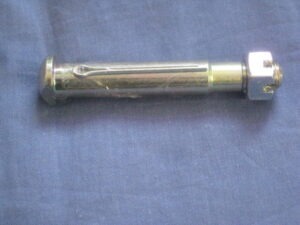 (14) MGB TOP BOLT & NUT 1G4349K