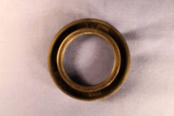 17H6560 MGB STEERING RACK PINION OIL SEAL