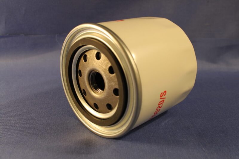 (31) MGB & V8 OIL FILTER CANISTER SPIN ON GFE121