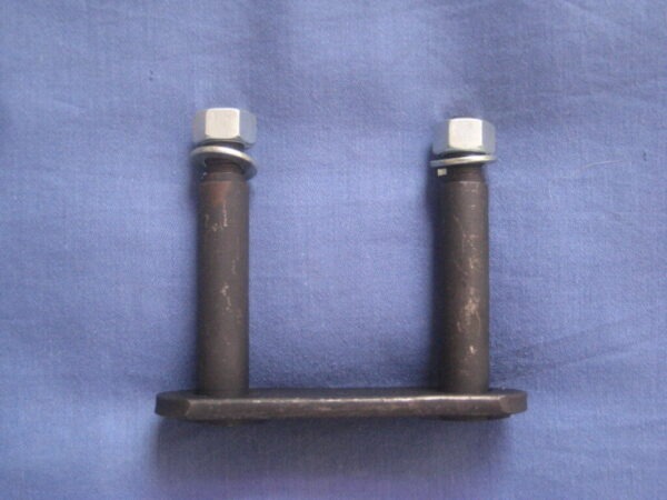 (9) MIDGET REAR SHACKLE  AHA7686