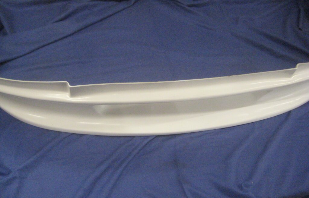 STR189 MGB FIBREGLASS ST SPECIAL TUNING FRONT SPOILER VALANCE - Image 2