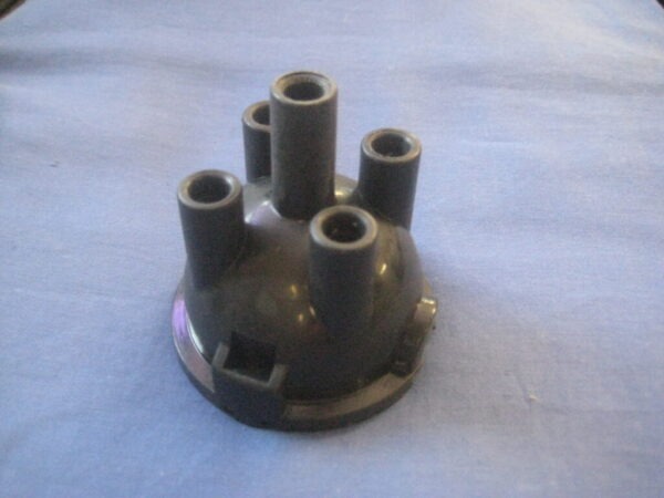 (18) MGB DISTRIBUTOR CAP TOP ENTRY 25D GDC103