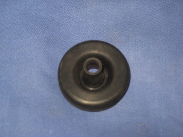 C5574A MGB & MIDGET WIPER RACK GROMMET
