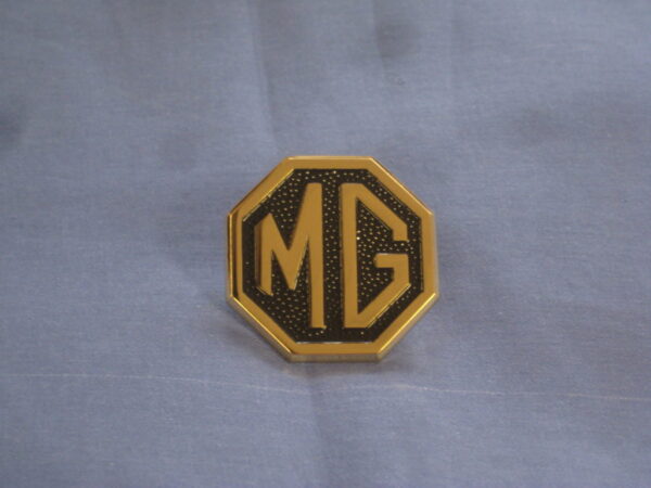 CHA507 GOLD RUBBER BUMPER FRONT BADGE GOLD JUBLIEE