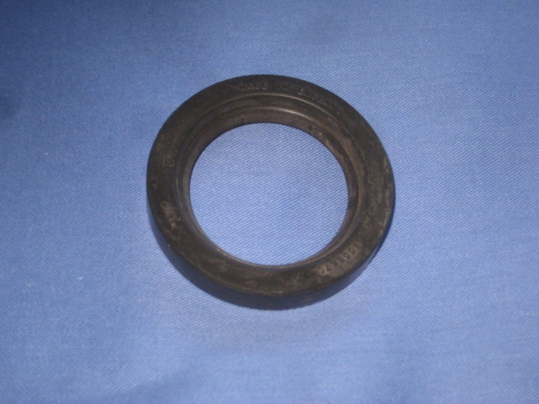 BAU1034A MGB AUTOMATIC GEARBOX OIL PUMP SEAL The MGB Hive