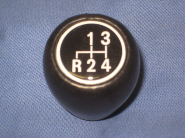BHH788 MGB LEATHER GEARKNOB WITH GEAR POSITIONS 1972-76