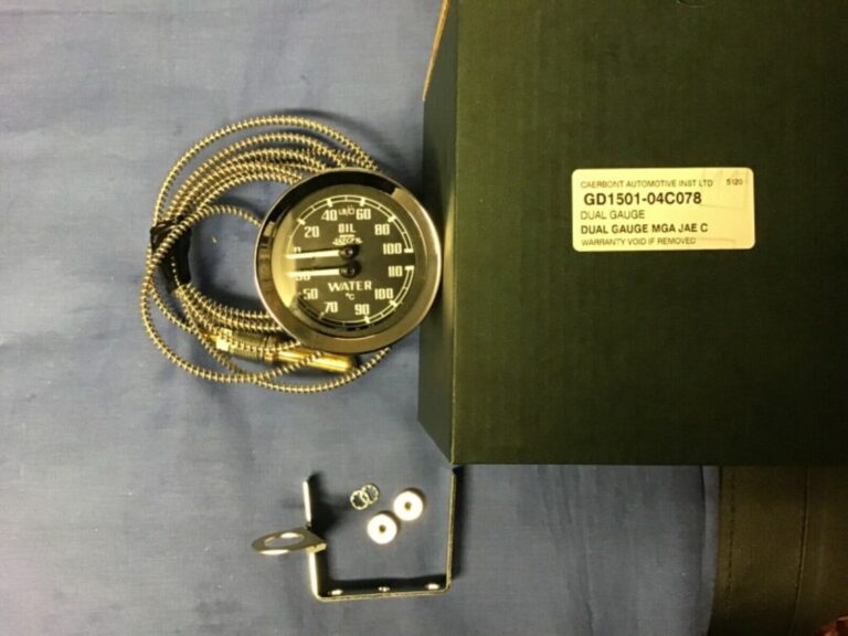 (1) MGB & MIDGET BHA4900 DUAL OIL WATER GAUGE SMITHS CNH NEW