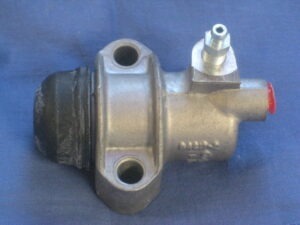 (4) MGB CLUTCH SLAVE CYLINDER AP OE SPEC GSY106
