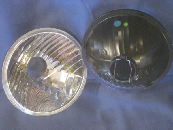 S6071KIT WIPAC FREE FORM HEADLAMPS INC HALOGEN 60/55 BULBS NO PILOT - Image 3