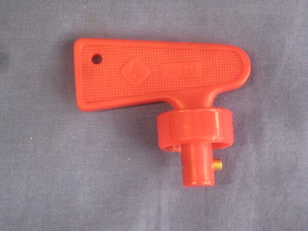 114-002  BATTERY CUT OFF SWITCH RED KEY