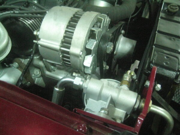602369 MGB GT V8 ALTERNATOR MOUNTING BRACKET - Image 3