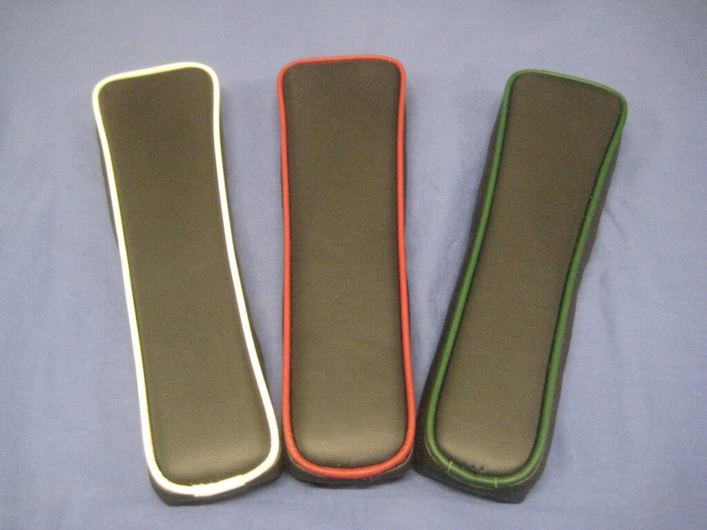 X3A2915A MGB CONSOLE ARMREST BLACK VINYL WITH COLOUR PIPING